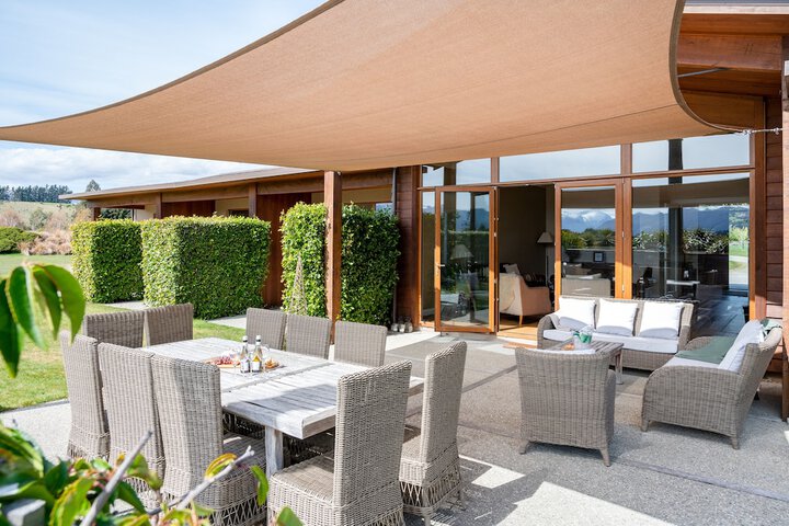 Terrace/Patio 7 of 14