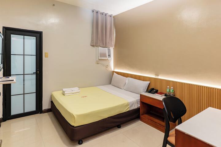 Room 15 of 21