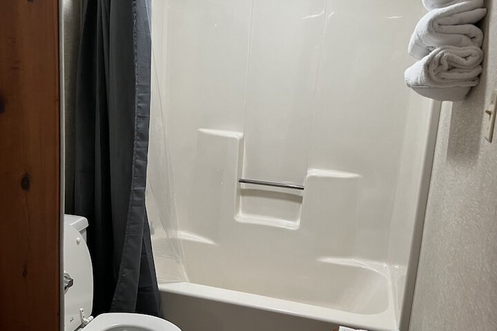 Room 15 of 25