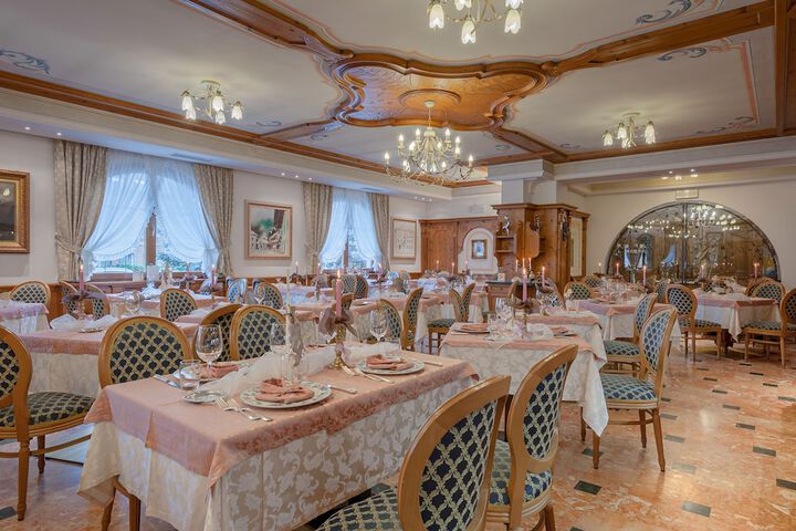 Dining 174 of 212