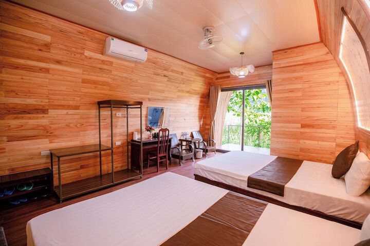 Room 34 of 201