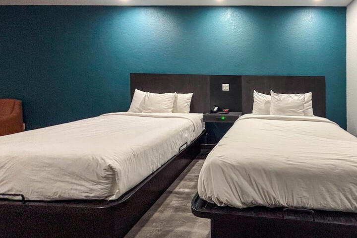 Room 35 of 101