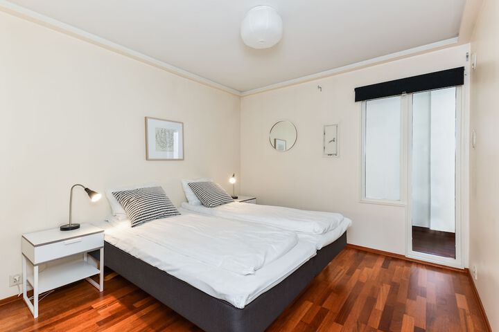 Room 2 of 14