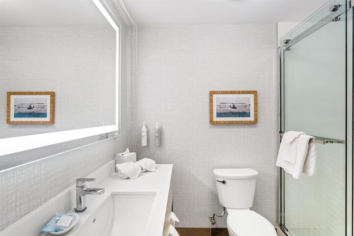 Bathroom shower