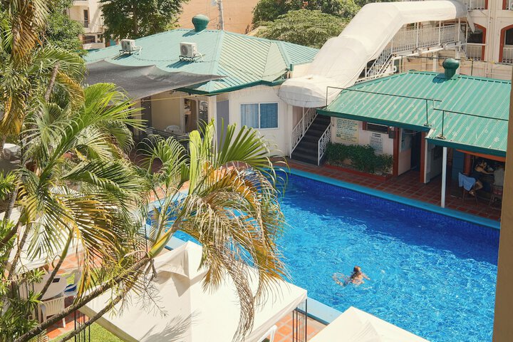 Pool 47 of 62