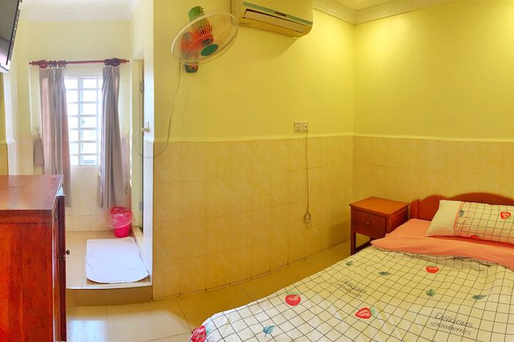 Room 47 of 62