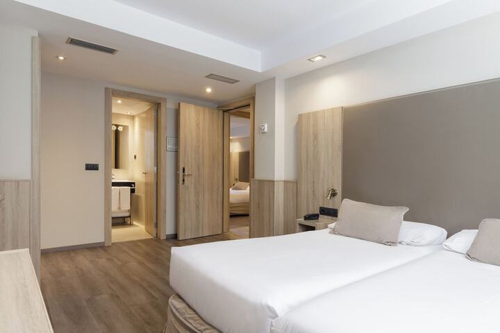 Room 16 of 59