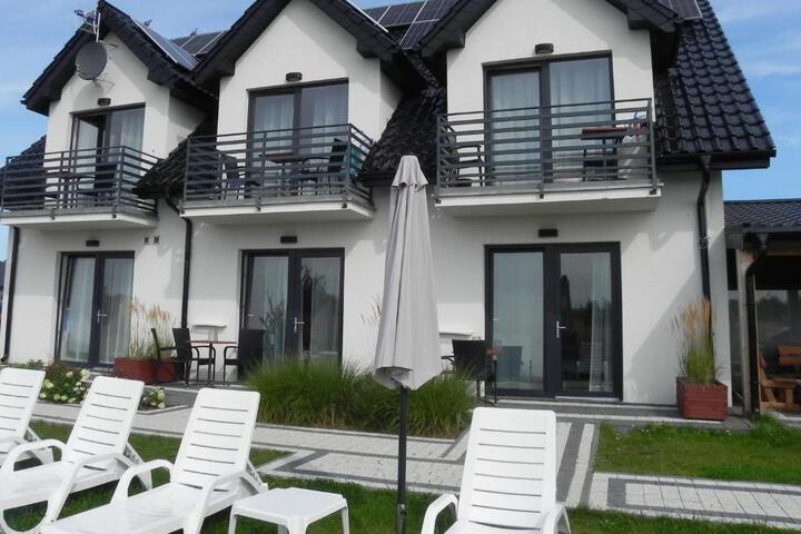 BLASK LATARNl