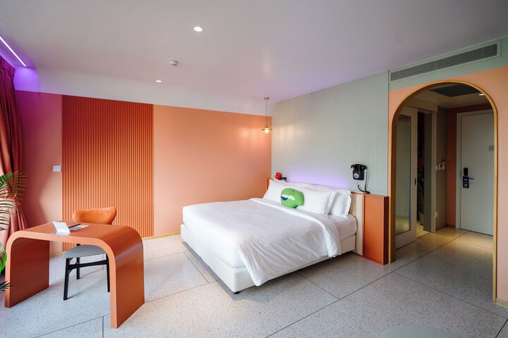 Room 43 of 135