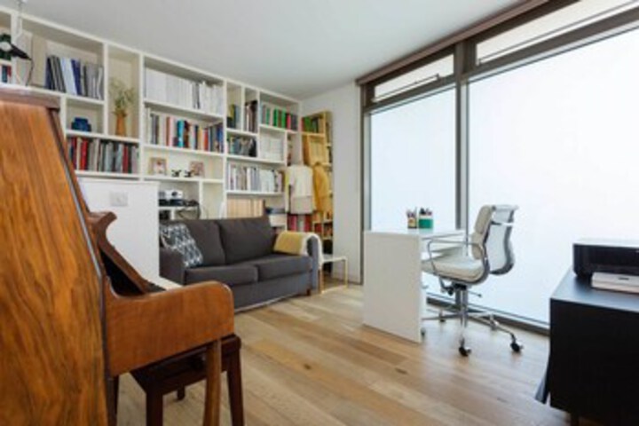 Room 5 of 19