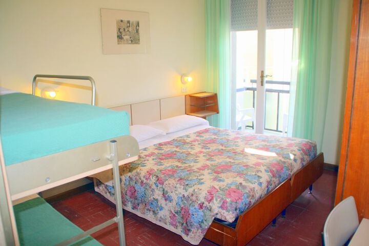 Room 8 of 46