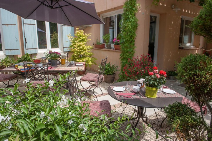 Terrace/Patio 27 of 31