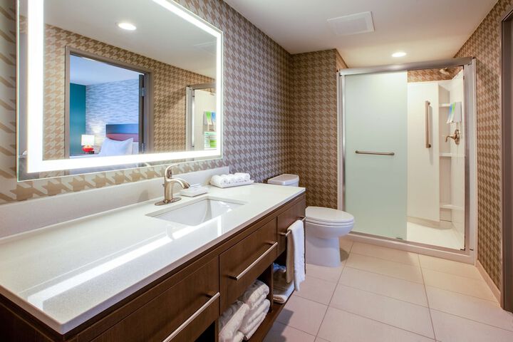 Bathroom shower