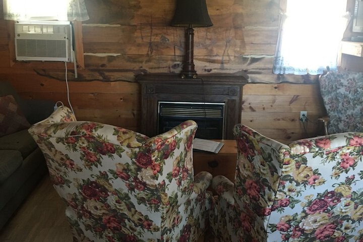 Room 17 of 39