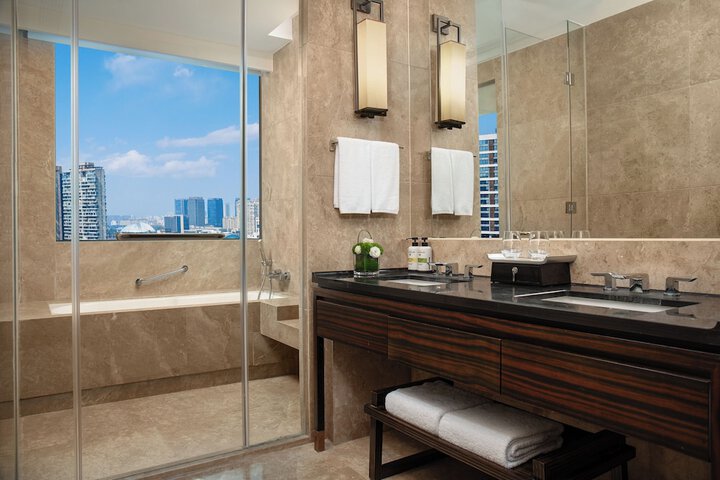 Room 20 of 49