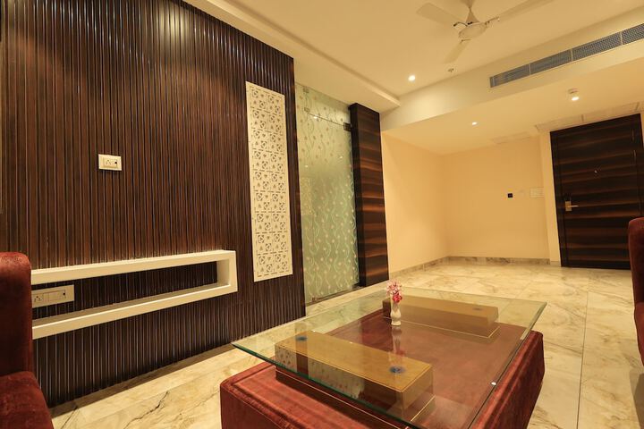 Room 58 of 75