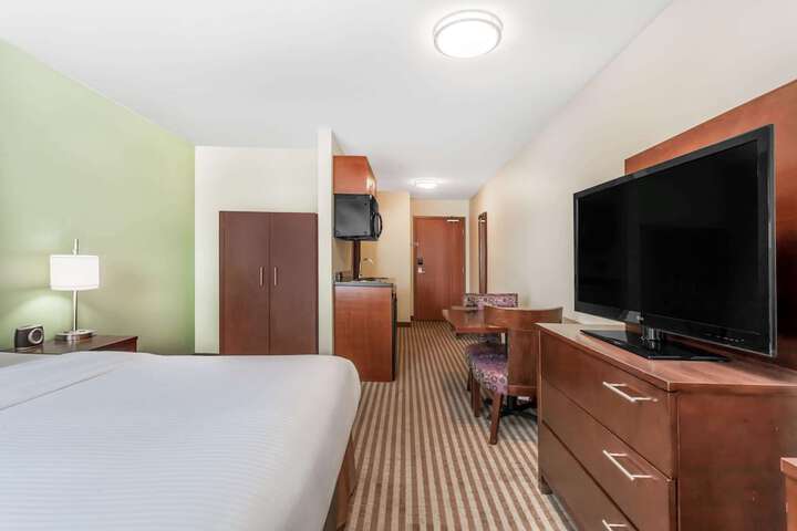 Room 13 of 31