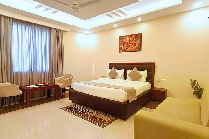 Room 48 of 95