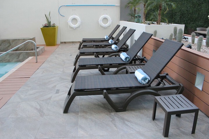 Pool 56 of 86