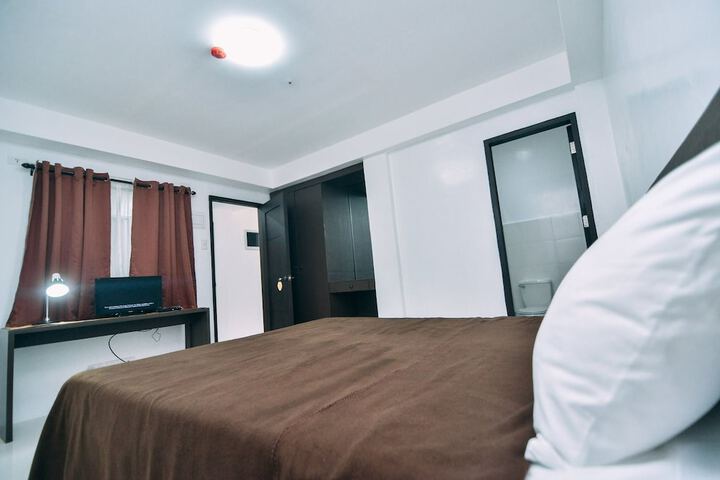 Room 10 of 47