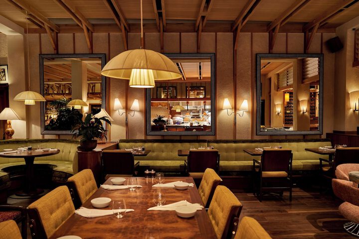 Dining 78 of 100