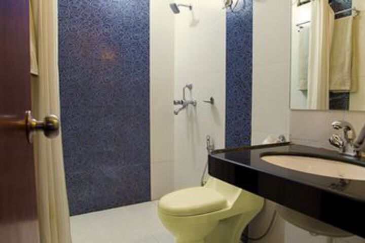 Room 5 of 26