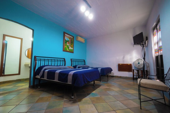 Room 49 of 82