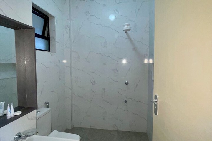 Room 2 of 72
