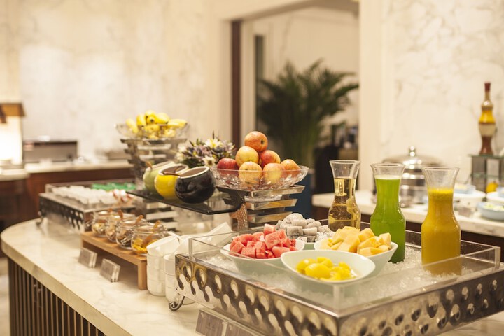 Breakfast/Coffee Service 22 of 36