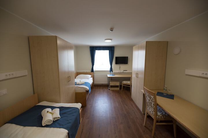 Room 49 of 69