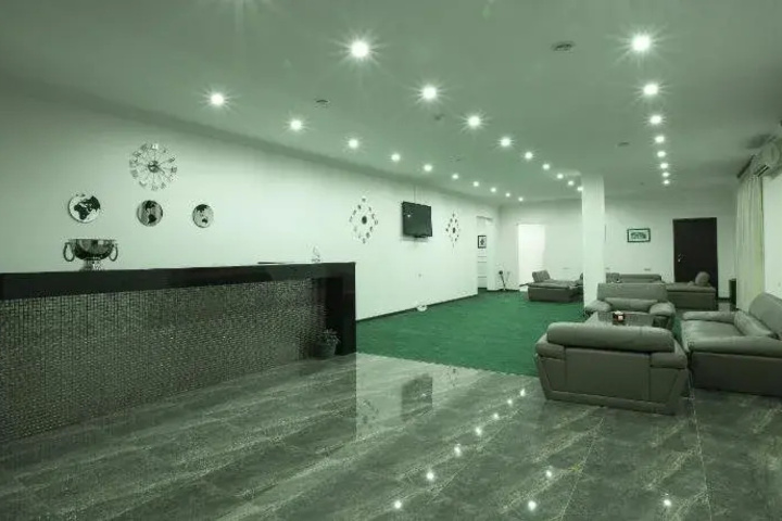 Room 11 of 20