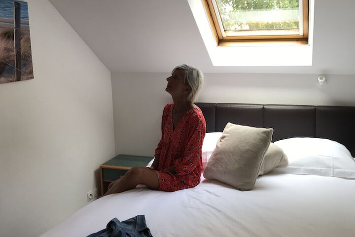 Room 8 of 27