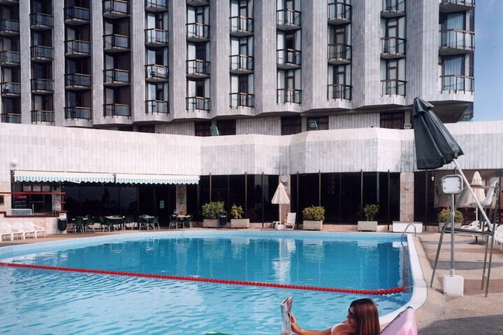 Hotel 41 of 42