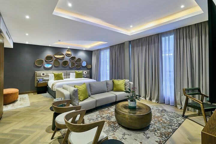 Room 60 of 171