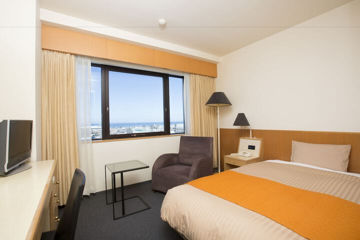 Room 5 of 26