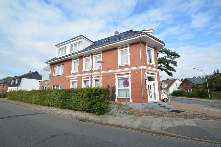 C & S Hotel