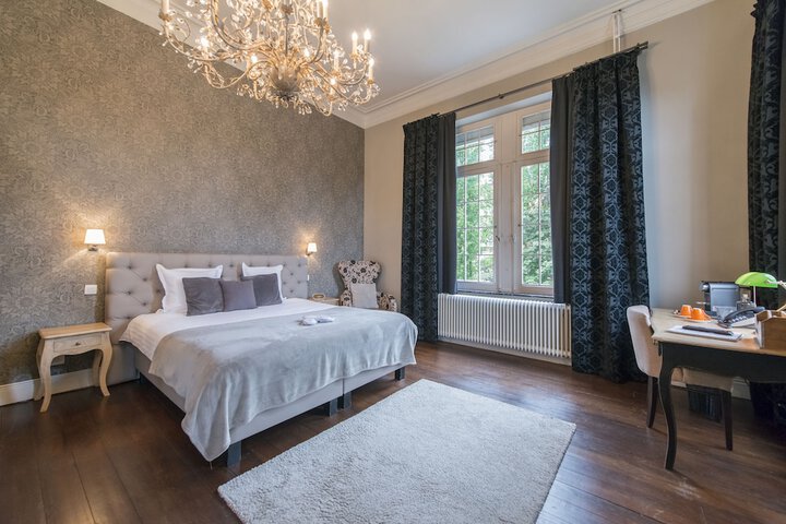 Room 20 of 63