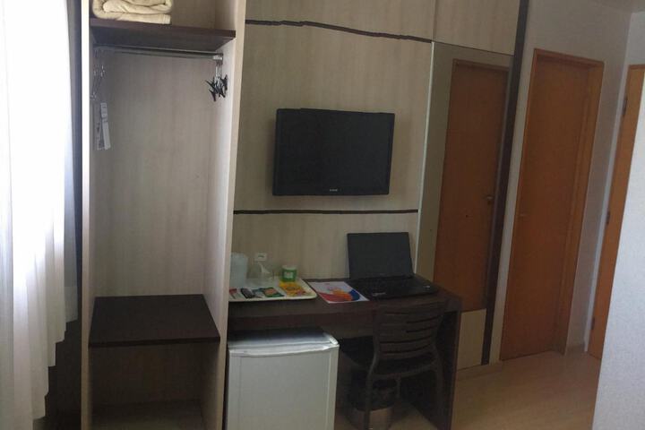 Room 21 of 44