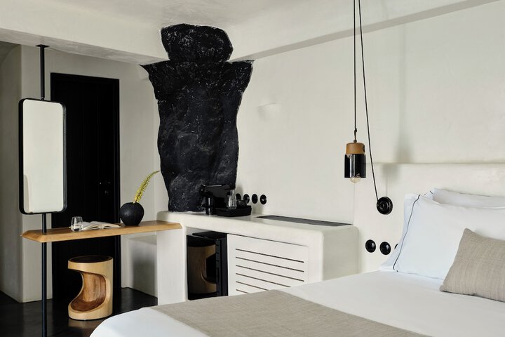 Room 87 of 303