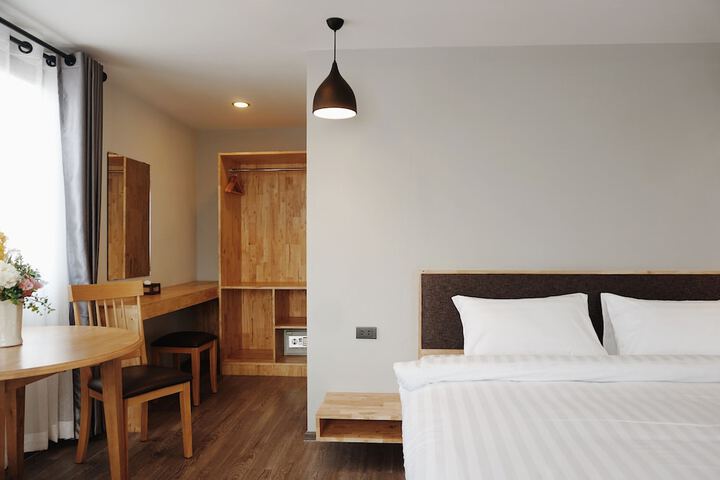 Room 16 of 54