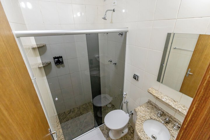 Room 65 of 119
