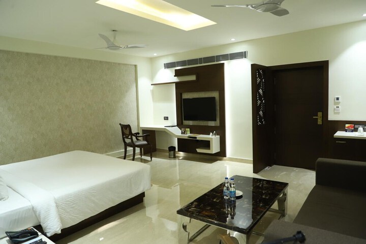 Room 22 of 56