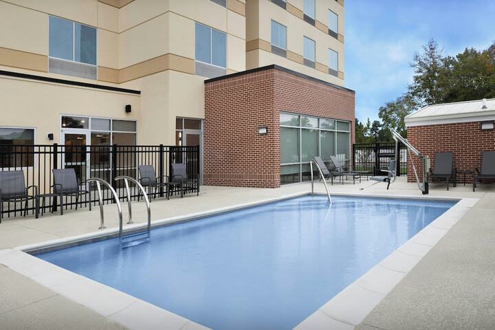 Pool 26 of 42