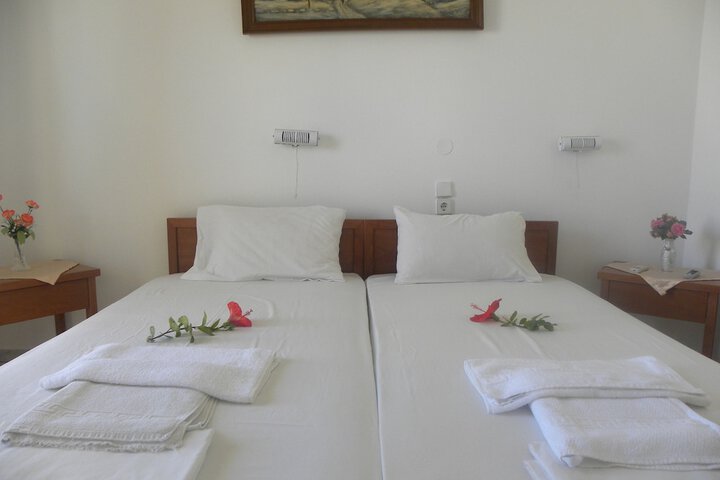 Room 6 of 48