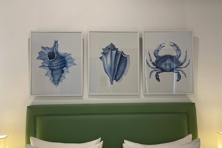 Room 4 of 31