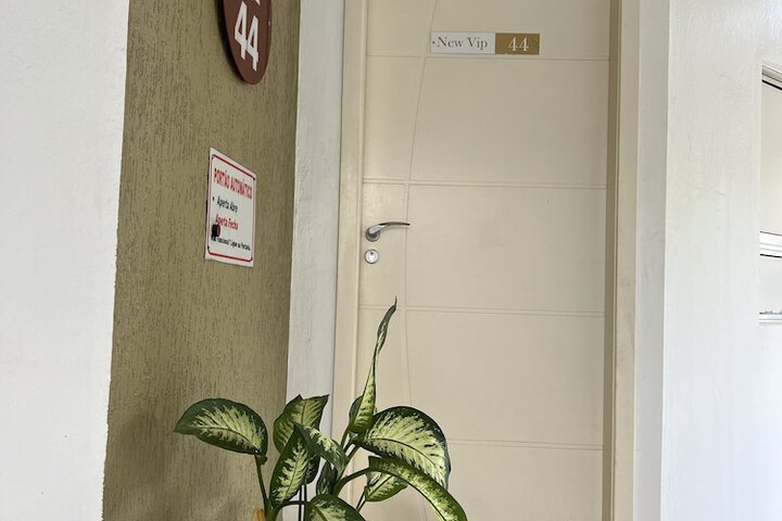 Hotel 9 of 118