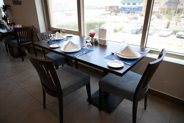 Dining 114 of 129