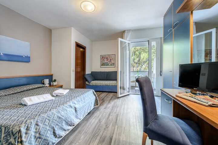 Room 10 of 59
