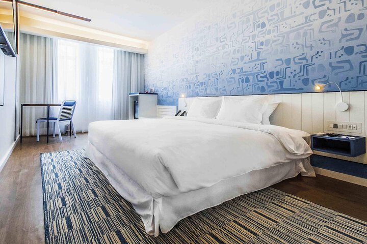 Room 25 of 117