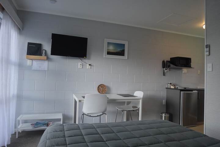 Room 21 of 21